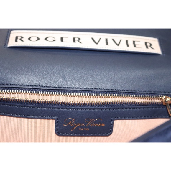 Roger Vivier -Très Vivier Bag Small NWOT - Picture 7 of 8